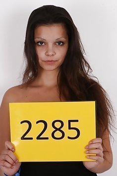 Czech Casting: Pavlina (2285)