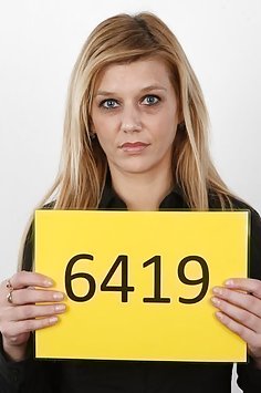 Czech Casting: Sarka (6419)